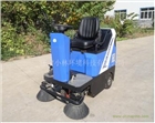 濟寧小林駕駛式小型掃地車環衛掃地車廠家采購